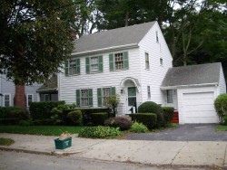 76 Allen Ave, Newton, MA 02468-1721