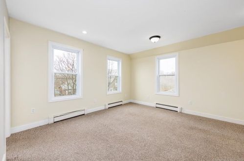 20 Mechanic St, Killingly CT 06239-1919 exterior