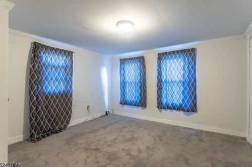 26 Hamilton St, Bloomingdale NJ 07403-1731 exterior