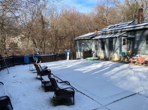 5 Amber St, Worcester MA 01602-2401 exterior