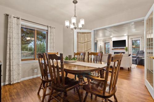 730 53rd St, Milwaukee WI  53208-3019 exterior