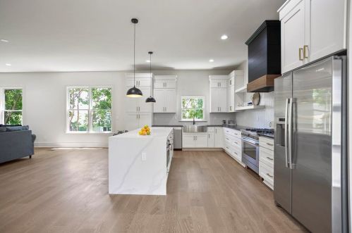 1557 Foote St, Atlanta GA 30307-2817 exterior