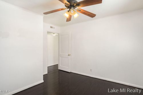 2134 Collingwood Ave, Wyoming MI exterior