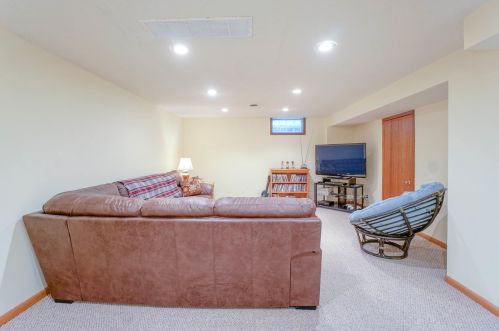 1429 118, Milwaukee WI 53226-3232 exterior