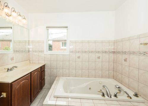 1737 74th Ave, Chicago IL 60707-2612 exterior