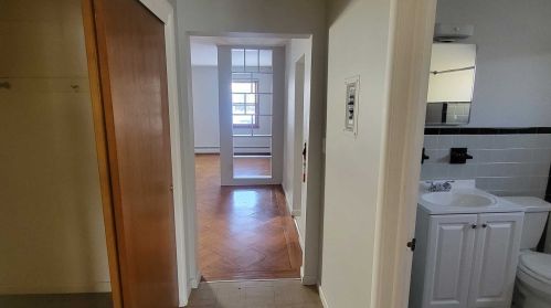 94 Hamilton St, Poughkeepsie NY  12601-4403 exterior