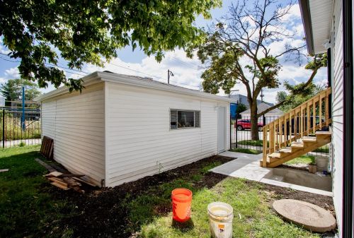 10859 Eggleston Ave, Chicago IL  60628-3221 exterior