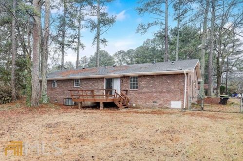 6460 Connell Rd, Atlanta GA  30349-4538 exterior