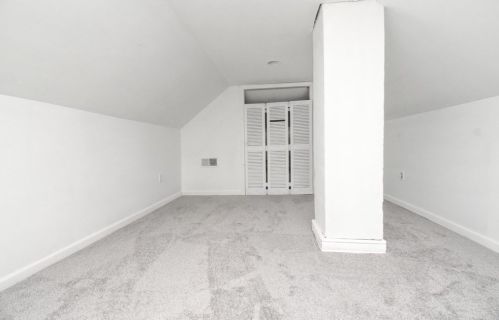 105 Lyons St, Springfield MA 01151-1610 exterior