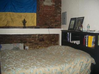 123 Myrtle St, Boston MA  02114-4401 exterior