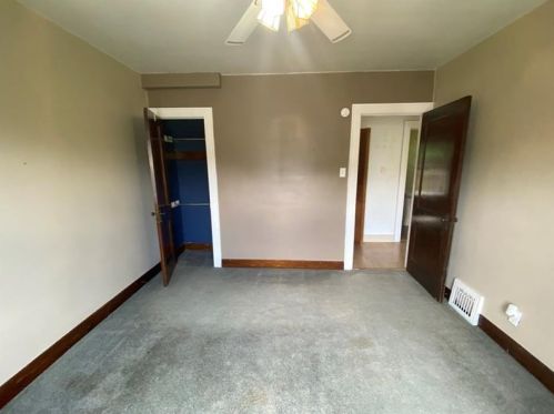 612 Hazel St, Pittsburgh PA  15122-2012 exterior