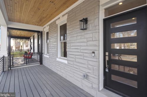 3912 New Hampshire Ave, Washington DC  20011-7917 exterior