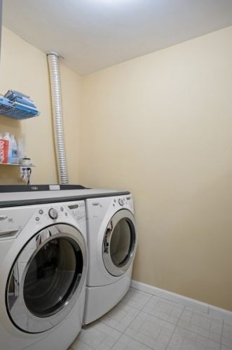 253 Goethe St, Chicago IL 60610-1803 exterior