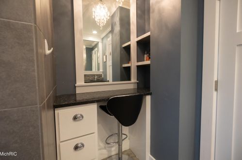 1154 Cadillac Dr, Meskegon MI 49445-1917 exterior