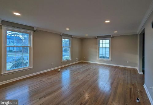 1412 Fallsmead Way, Rockville MD  20854-5527 exterior