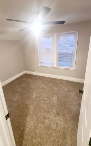 2 137 Pl, Chicago IL 60827-2909 exterior