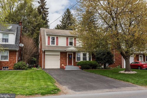 255 Pleasure Rd, Lancaster, PA 17601-4300