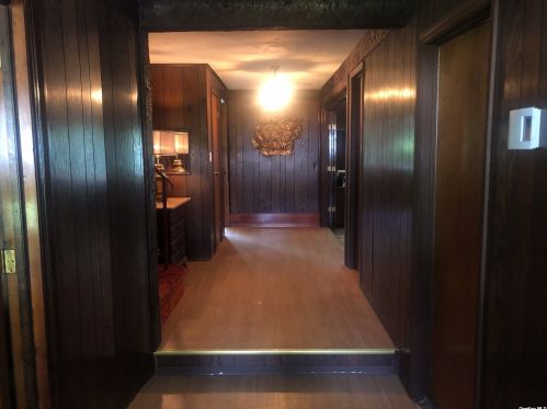 14 Belmar Ln, Commack, NY 11725-1104