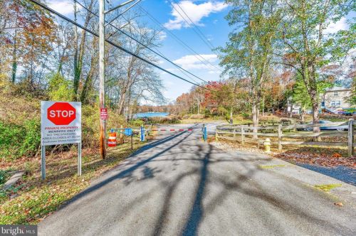 152 Duval Ln, Edgewater MD 21037-1613 exterior