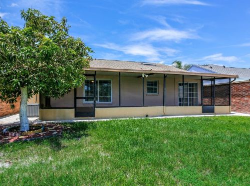 9114 Camino Villa Blvd, Tampa FL 33635-1066 exterior