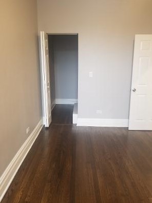 4113 Gladys Ave, Chicago IL 60624-3021 exterior