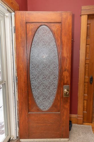 905 Tappan St, Bull Valley, IL 60098-2850