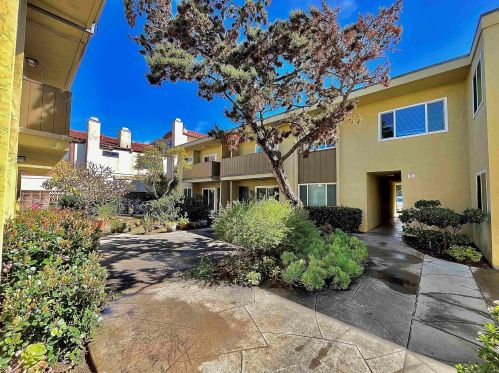 931 E Ave, San Diego CA  92118-2555 exterior