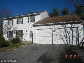 19581 Ridge Heights Dr, Gaithersburg, MD 20879-1657