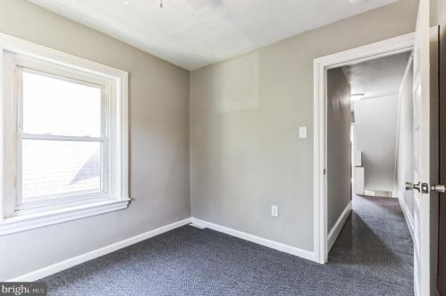 565 Jefferson Ave, Pottstown PA 19464-4721 exterior