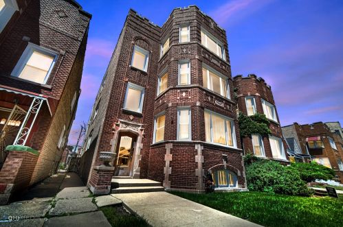 8220 Paulina St, Chicago, IL 60620-4633