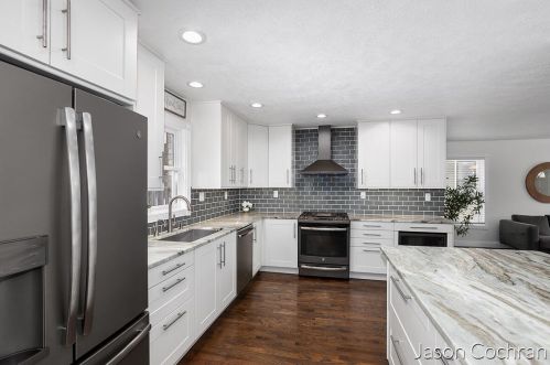 907 Wealthy St, Grand Rapids MI 49506-1515 exterior