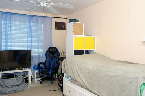 5217 Cypress Ln, Naples FL 34113-7709 exterior