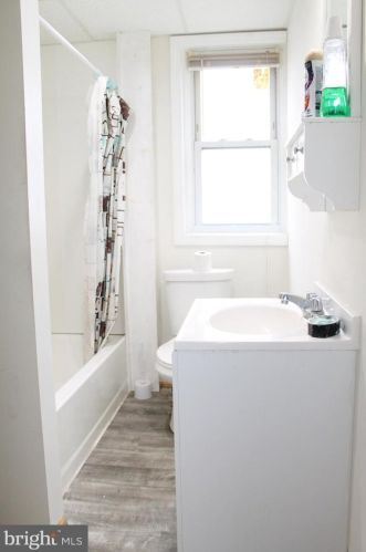 1615 State St, Trenton NJ 08609-1854 exterior