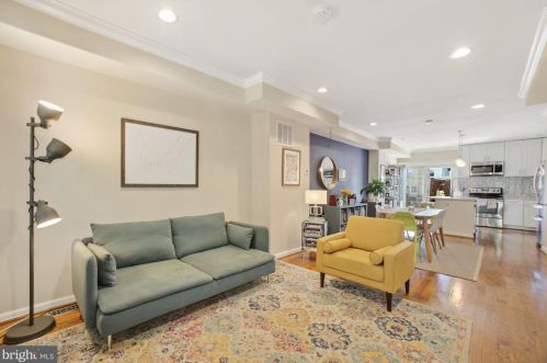 454 Delafield Pl, Washington DC  20011-6111 exterior