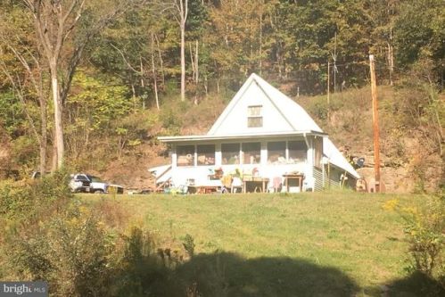 10848 Henderson Overlook Rd, Huntingdon, PA 16652-7230