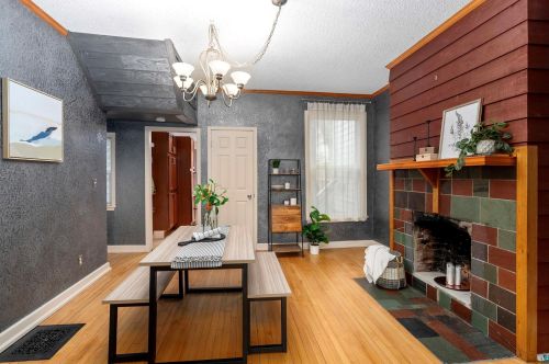 323 8th Ave, Duluth MN 55802-2606 exterior