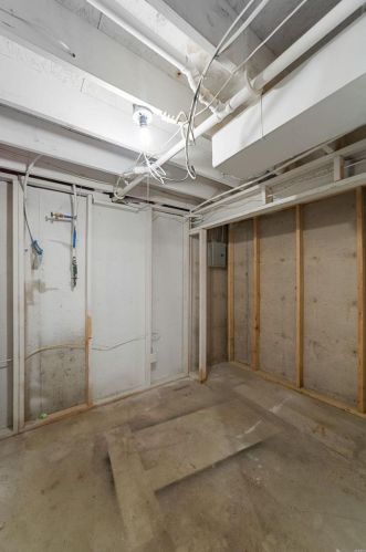 170 Village Circle Dr, Winfield MO 63389-2051 exterior