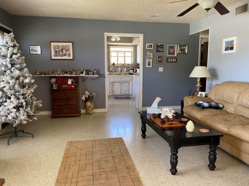 148 Lobster Rd, Fort Pierce, FL 34983-1718