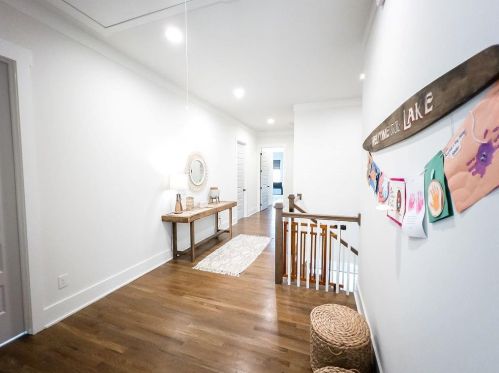 8465 Lynn Dr, Gainesville GA 30506-5884 exterior