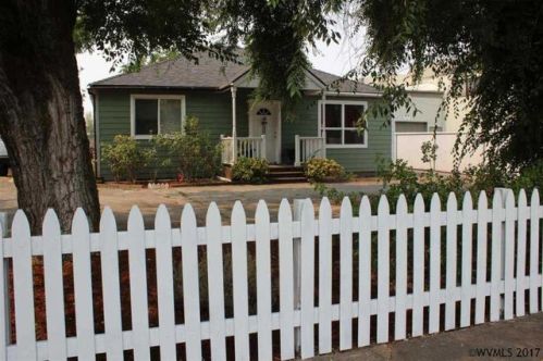 1285 20 St, Salem OR  97302-1204 exterior