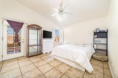 7325 Cross Ridge Pl, Tucson AZ  85710-6075 exterior