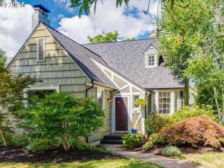 2857 46th Ave, Portland, OR 97206-1663