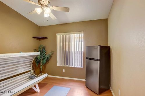 530 Bluefield Ave, Phoenix AZ 85032-1420 exterior