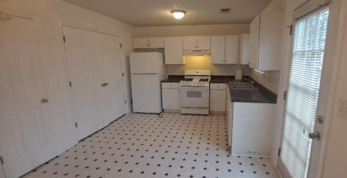 2318 Rambling Way, Lithonia GA  30058-3979 exterior