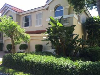 145 Colonade Cir, Naples, FL 34103-8718