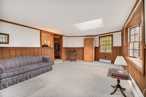 346 Mtn Rd, Concord NH 03301-5482 exterior