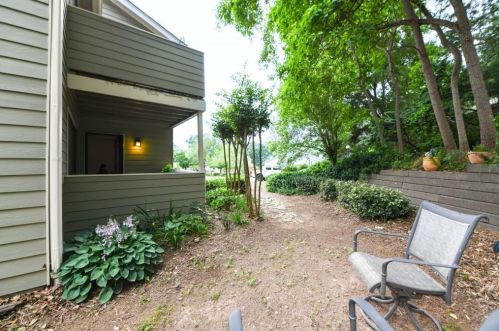 3368 Ivys Walk, Atlanta GA 30340-4042 exterior