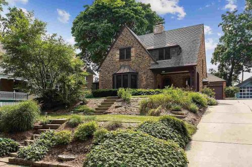 1937 73rd St, Milwaukee, WI 53213-1840