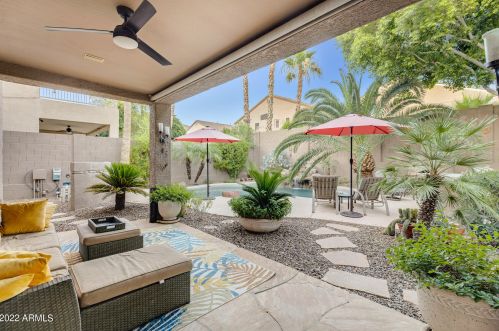 15405 18 Ave, Phoenix AZ 85015-3840 exterior