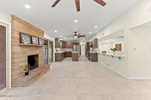 5862 Camino Arenosa, Tucson AZ  85718-4650 exterior